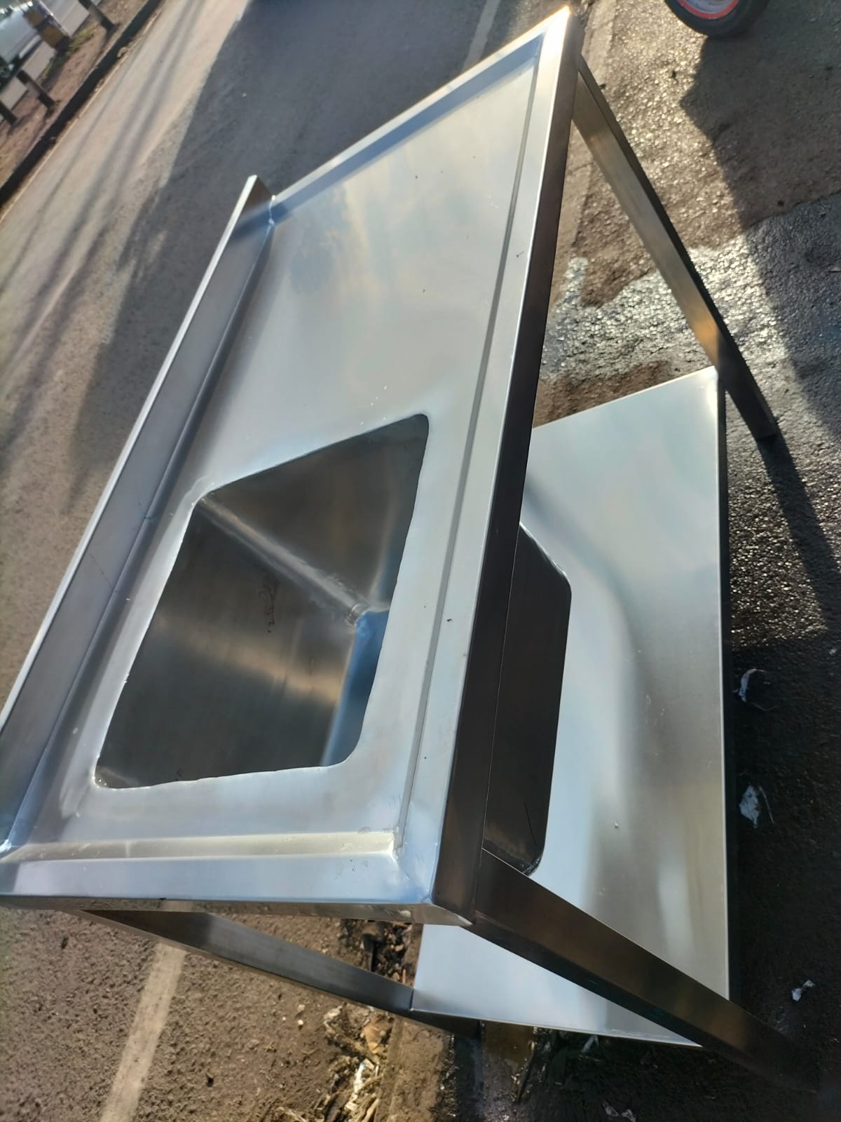 Commercial Single Compartment Sink with Left Right Drain Board