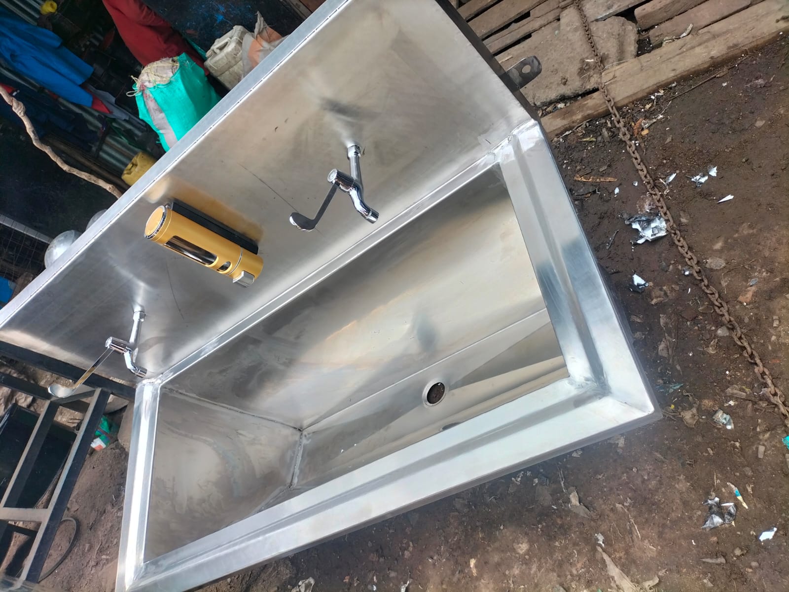 Stainless Steel Hospital Scrub Sink