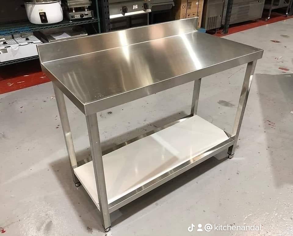 Commercial Stainless Steel Work Table with Undershelf